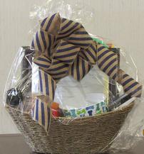 Midlothian Veterinary Clinic Gift Basket 202//217