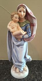 Madonna holding Child 145//280