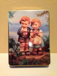 Hummel Tin With Stationary 202//269