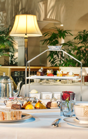 Afternoon Tea in the Winter Garden at the Landmark London 178//280