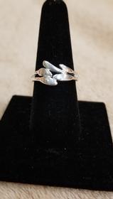 Sterling Silver Smooth Leaf Ring Size 7 159//280