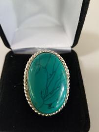 Turquoise Cabachon with Sterling Silver Setting Ring 202//269
