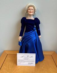 Rare Barbara Bush Porcelain Doll 202//256