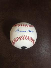Willie Mays Signed Baseball in case 202//269