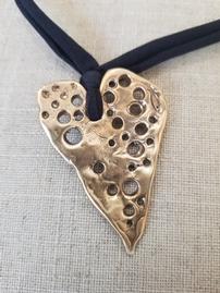 Handpicked from Florence I Wholey Heart Necklace 202//269