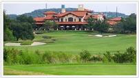 Tee Up “Fore” Fun At UT Golf Club 202//114