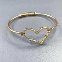 Gold Finish Heart Bracelet 202//202