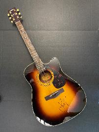 Yamaha acoustic guitar signed by Chris Janson 202//269