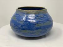 Seaweed green and ocean blue distinctive pot 202//152