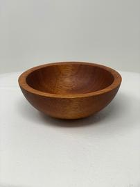 Straight grained wooden bowl 202//269