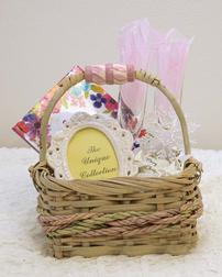 Small Bride's Basket 202//252