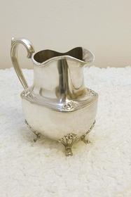 Footed Silver Plated Pitcher 187//280