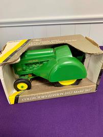 John Deere 1953 Model "60" Orchard Tractor - Collector's Edition