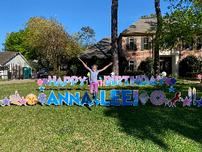Celebrate a special occasion with a one-day/night, one-phrase yard greeting! 202//152