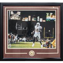 Framed, signed photo of Vince Young #10, University of Texas at Rose Bowl 2006 202//202
