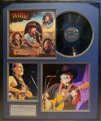 Willie Nelson Signed Photo and Vintage Album Framed 202//241