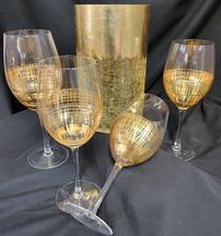 4 Gold Layered Embellishments Wine Glasses with Handmade Gold Crackled Glass Vase 202//216