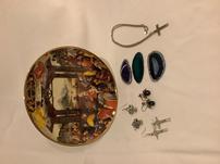Adorazione dei Magi Plate with Cross Necklace, Earings, and Spiritual Stones 202//151