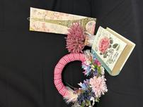 Wreath, Metal Eiffel Tower Art, Vase with Flowers & Decorative book box. 202//152