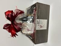 Wine/Chocolate Basket 202//152