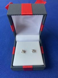 Diamond Earrings 1/6 Carat Weight 202//269